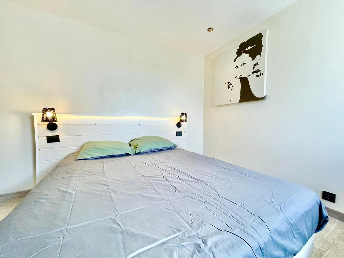 Lejlighed L'Orangerie - T4 - Centre Ville - Wifi Fibre - Au Calme - Lumineux Lorient